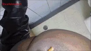 ScarlettMarie - Making a Poo Sandwich!