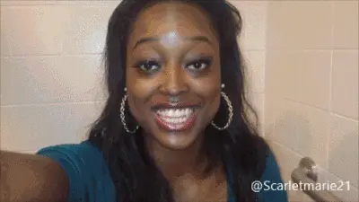 ScarlettMarie - Pooping at Ihop!
