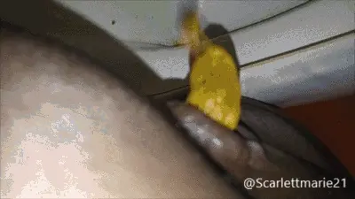 ScarlettMarie - Pooping while Friends are Over!