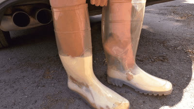 Madame Marissa - Disgusting milkshake out of my rubber boots (small version)