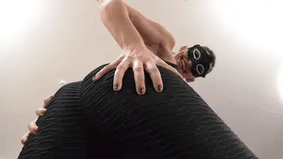 Madame Marissa - Under my sweaty workout ass (small version)