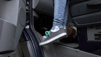 Madame Marissa - Footrest and ashtray while driving