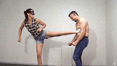 Madame Marissa - My workout - brutally kicking slaves!
