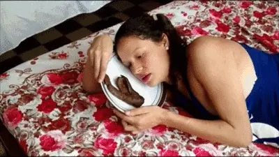 Sweet Dido - Dido Gets Poo 2 (First Orgasm With Shit)
