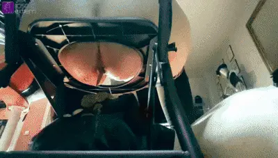 RosellaExtrem - Synchronous shit of 2 Dominas in 2 slave mouths and shit-cock clean blow! Part 2