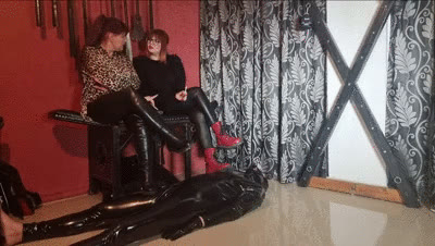 Toiletslaveanddommes - Mistress Andreea and BlackCat - ignoring our sissy slut