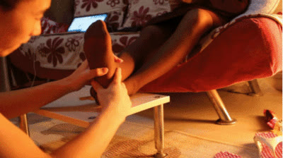 SADISTRESS - The cruel Chinese Mist - Kissing the stinky feet of the goddess - Part 1
