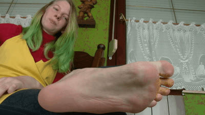 FeetExtreme - Elsas Crispy Soles (FULL HD MP4 version)
