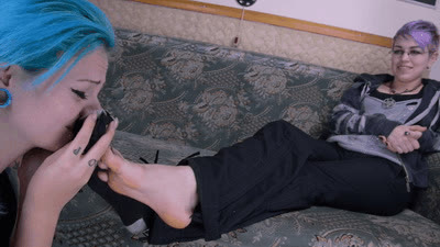 FeetExtreme - An Unpleasant Stink (FULL HD MP4 version)