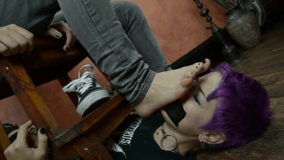 FeetExtreme - Stinky Soles to Breath In (FULL HD MP4 version)