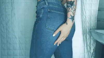 Sweet Betty Parlour - FREAKY scat panty/pooping play