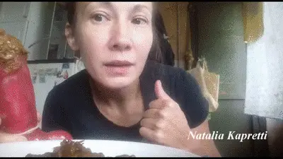 Natalia Kapretti - She much addicted to shit, cant resist
