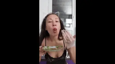 Natalia Kapretti - Maya love nasty taste of shit, she natural shit eater