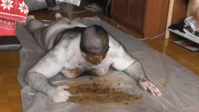 Natalia Kapretti - Feed and Shaved my slave with shit