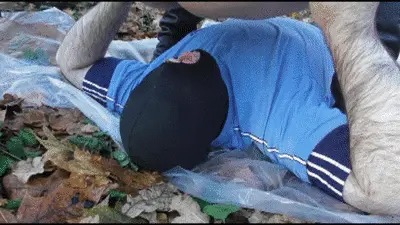 Natalia Kapretti - The use of my live toilet in the woods