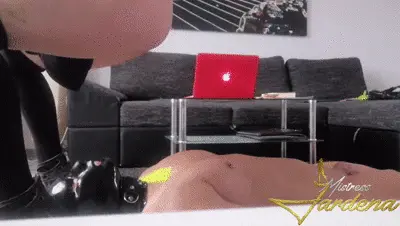 Mistress Jardena - Shitting In his mouth