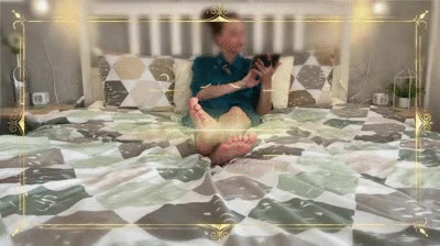 Lady Stefanie - Feet In Bed 15 - Igno Clip