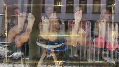 Lady Stefanie - Offenbach Mean Chicks - The Peeping Tom Window