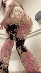 Scat Goddess Amanda - Peeing & Toilet Humping