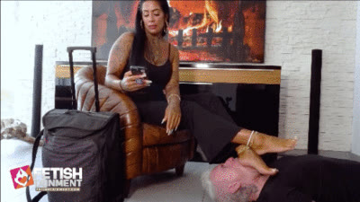 FETISHTAINMENT Femdom & Fetish - I really missed my human footrest on the trip. Now Im going to make the most of it