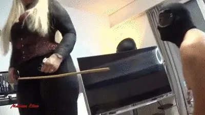 Madame Ellen Expert in scat - Madame Ellen`s Beginner slave trained to eat my shit