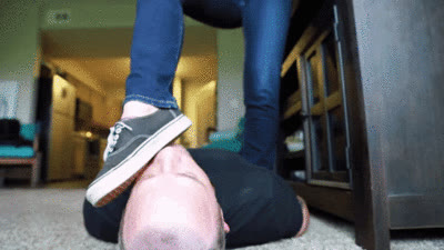 World Goddess - Reeky sneaker feet!! (Vans, socks, sweaty feet)