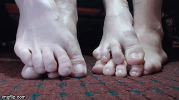 Double Trouble - 20 Toes Curling Wiggling Playtime