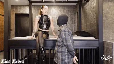 Miss Medeas dirty store - Toilet Training: Intimate Fetish Talk