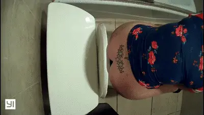 Voyeur House - Nice view of a dirty bowl