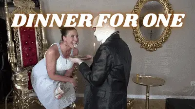 Valentina Lux - 💩 Dinner for One