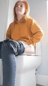SophieKnight - See my face as I push out my goodies