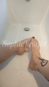 SophieKnight - Dildo foot job in the shower