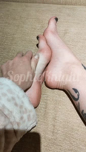 SophieKnight - Close up foot massage