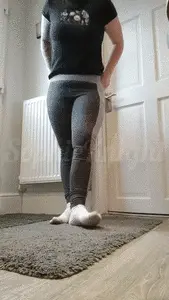 SophieKnight - Ive been saving up my juice just for you squat into glass, now have it all dont waste any