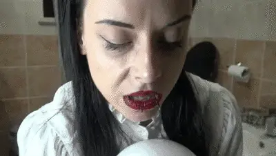 Mistress Nyx - I PEE AND SHIT IN YOUR FACE WITH ELEGANCE