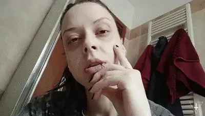 Mistress Nyx - SCAT AND PISSING IN THE SHOWER