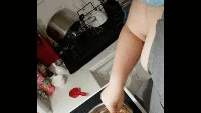 SSBBW Queen Siya - - QUEEN SIYAS famous shit BROWNIES -
