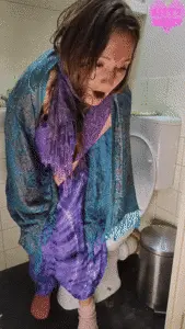 Kitty Skatt - EFRO toilet orgasm