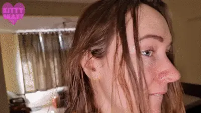 Kitty Skatt - Huge Toilet Clog Log