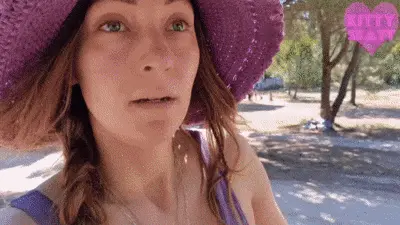 Kitty Skatt - Huge outdoor shit n piss on a festival