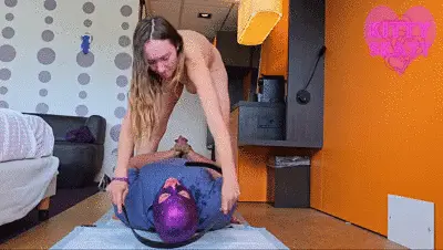 Kitty Skatt - Extreme Bound Shit Suffocation - Full View