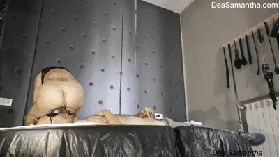 Dea Samantha - Shit Feeding in mouth of new toilet slave💩