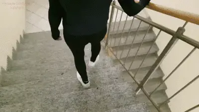 Kinky Schnukkis - shitting in the stairwell in public plus a little surprise