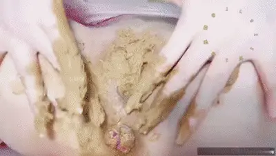 Chinese Scat Love - Big Boob Girl Slave Played with Poops and Stuffed It Into Her Pussy