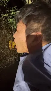 Chinese Scat Love - Is This Bitch a Newbie? He Was Hesitant About the Shit, But in the End the Shoe Queen Stepped on His