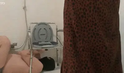 Chinese Scat Love - Fat Slave Lay Under the Toilet Bowl to Receive the Shits and Golden Shower Fresh from the Hot Mistre