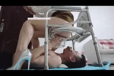 Chinese Scat Love - High Heels Queen Shits Whole Mouth of the Toilet Puppy and Makes Sure He Chews Well Before Swallowin