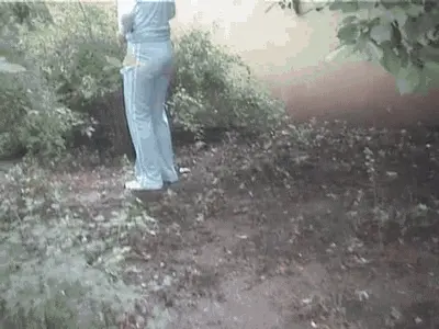 Natural Scat Girls - Amateur chick shits in the fields