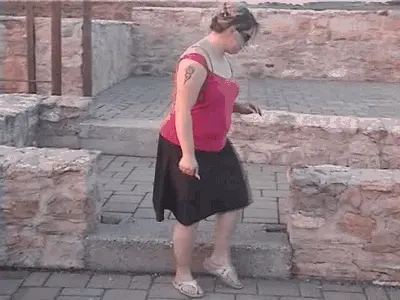 Natural Scat Girls - Plump amateur girl piss outdoor