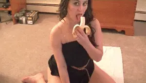 Ariel Black - Eating, Farting and a Mini Man